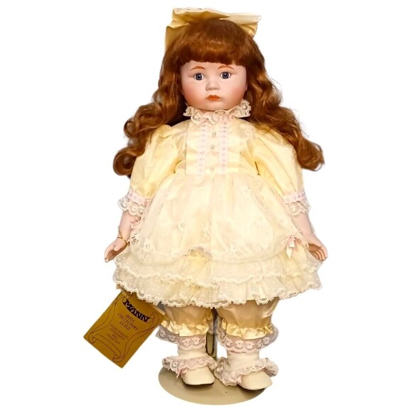 VTG Seymour Mann Connoisseur Collection 20" Porcelain Doll DONNA Victorian LTD E - Picture 2 of 10